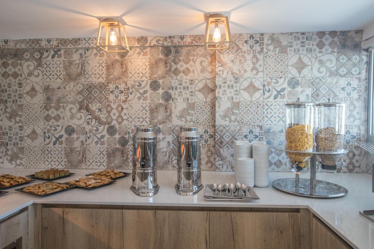 Bohemian Gardens Hotel