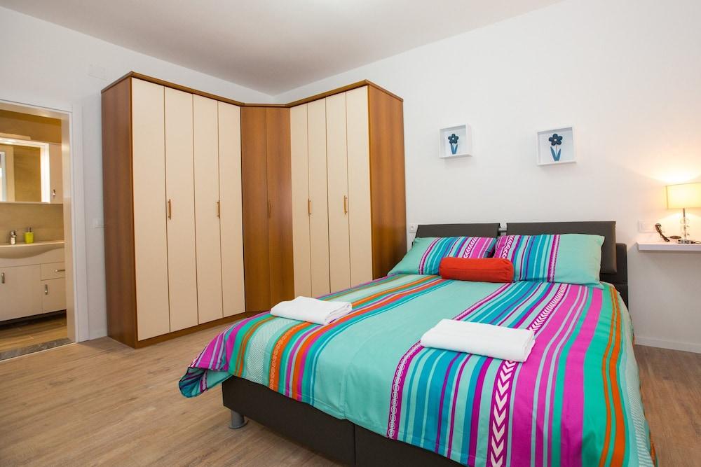 City Apartments Lani 3 1