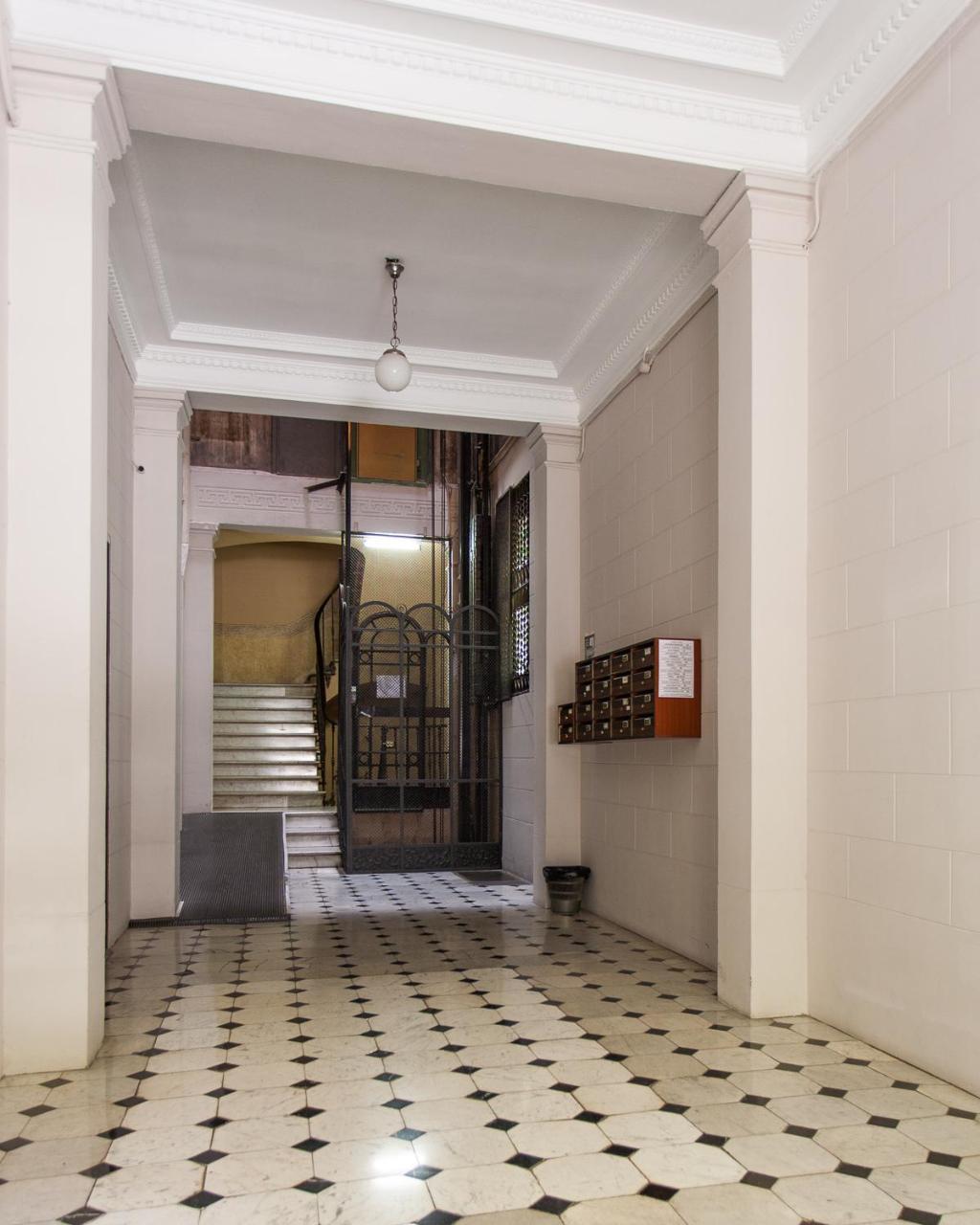 Rafael Music Palace Apartment 2