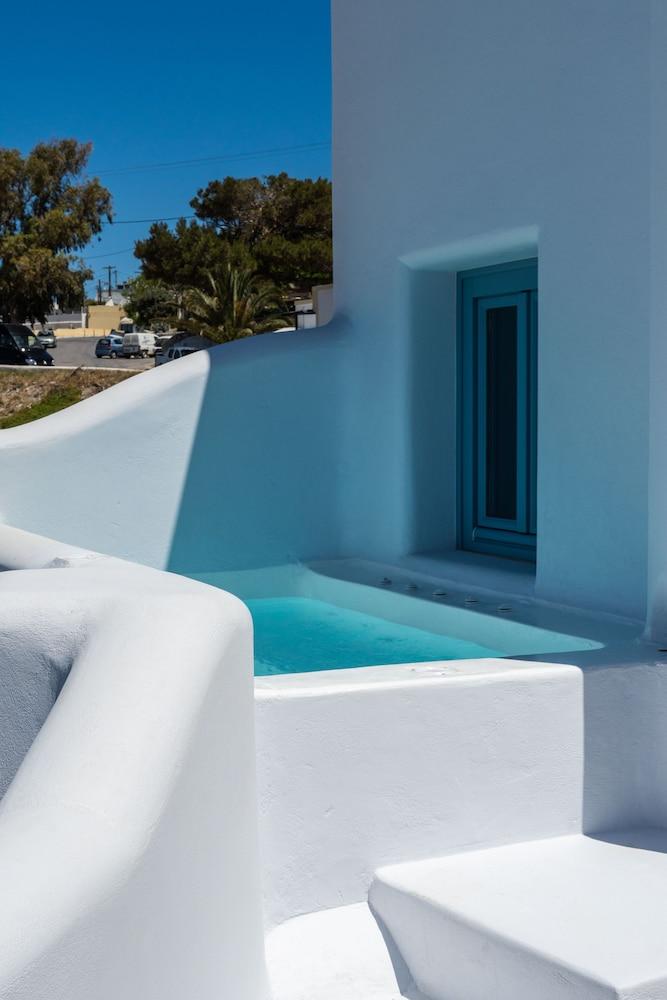 Aegean Blue Luxury Suites 2