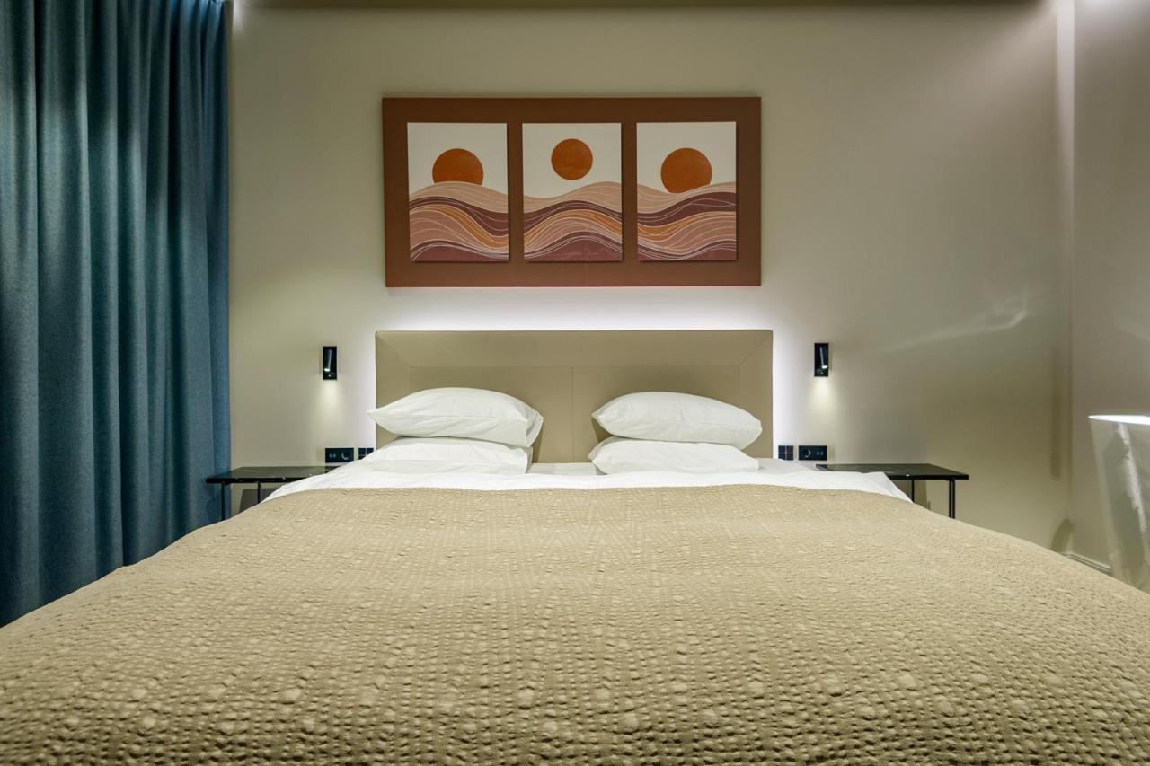 Luxury Smart Home Apartment in Vilnius Old Town, Sleep on Hastens 1