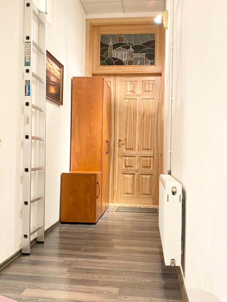 Centro Apartment Near Gedimas Avenue 2