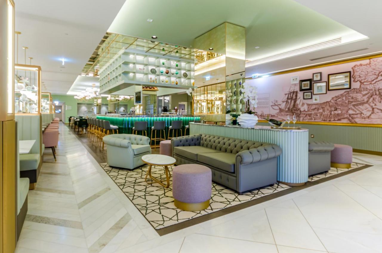 The Emerald House Lisbon, Curio Collection by Hilton