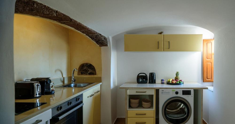 Diva Santorini Luxury Villa 1