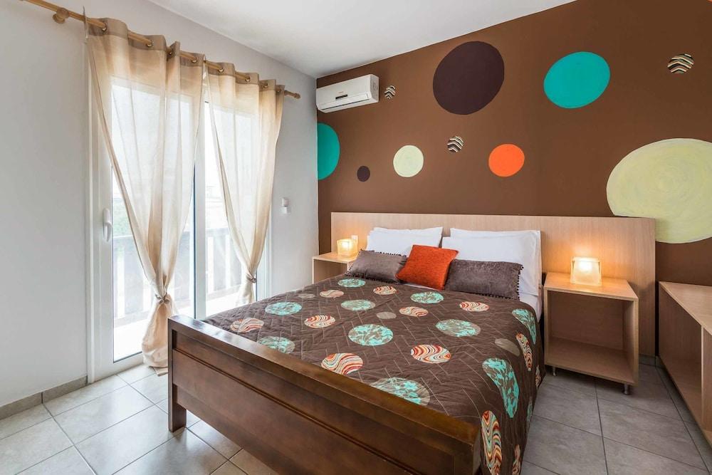 Afantou Beach Villa 1