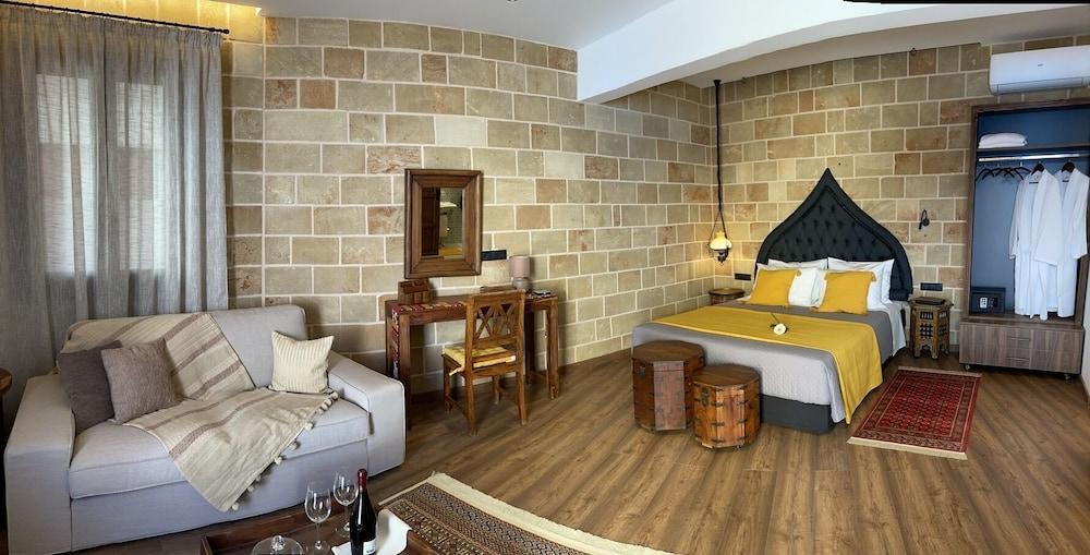 Utopia Luxury Suites (Adults only) 1