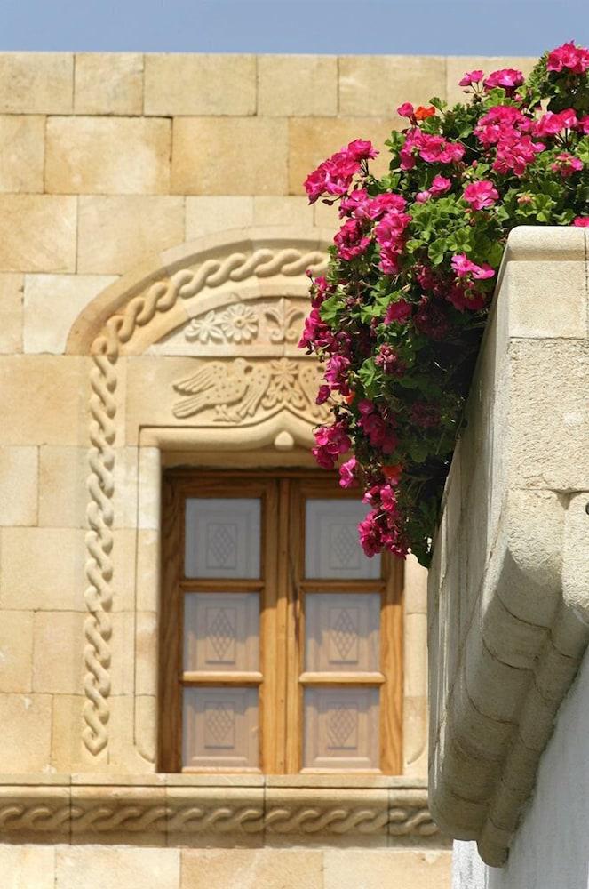 Melenos Art Boutique Hotel