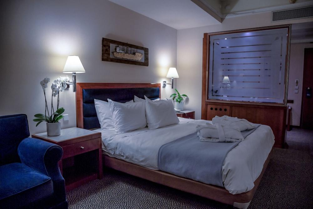 Mediterranean Hotel 2