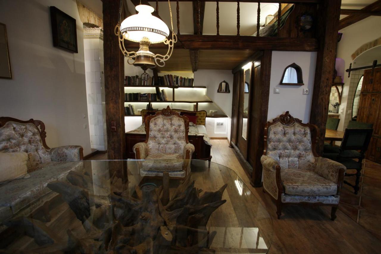 Medieval Super Studio 2