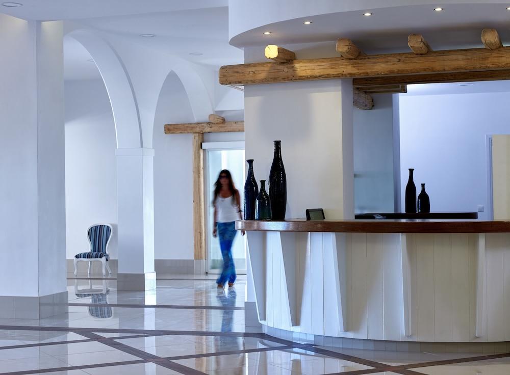 Epsilon Hotel Apartments 1