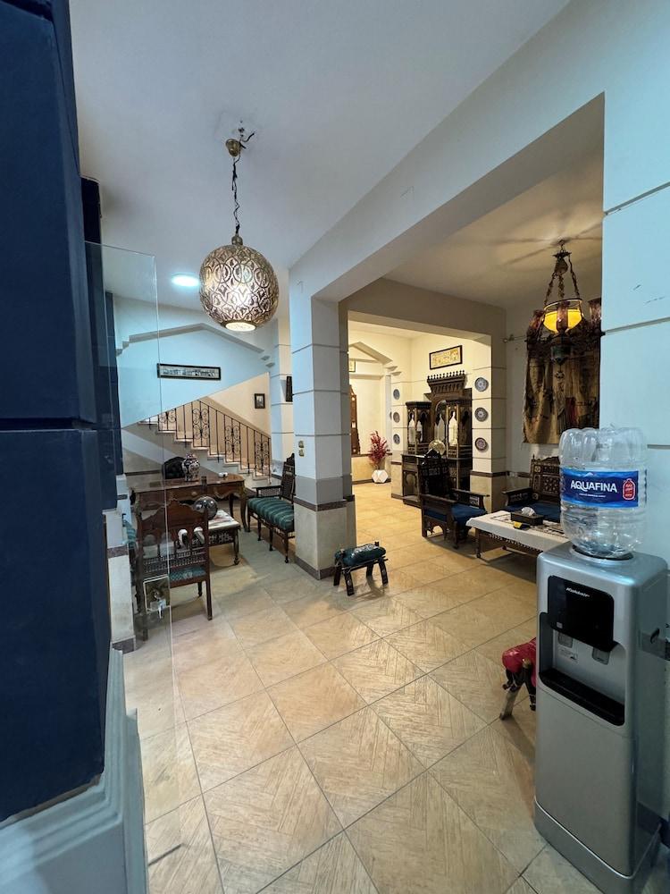 Osiris Pyramids View Inn 2