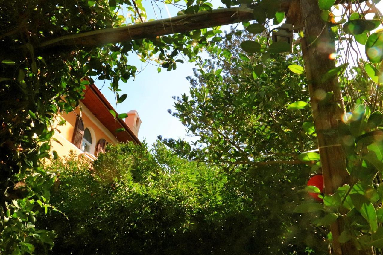 Romantic Rooms with Stunning Sea View 2