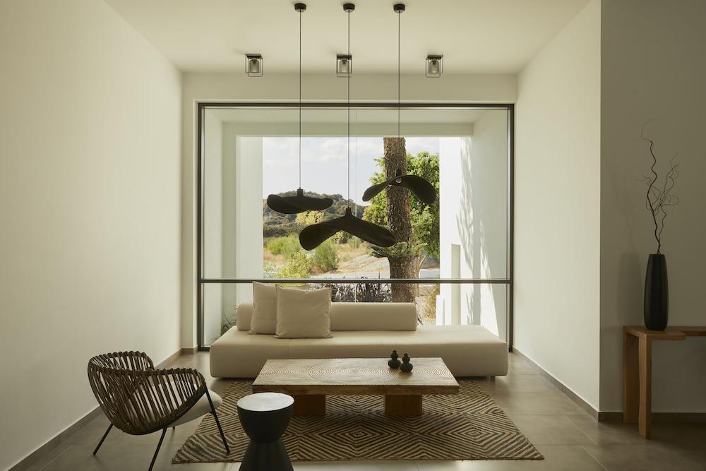 Absolute Kiotari Resort 2