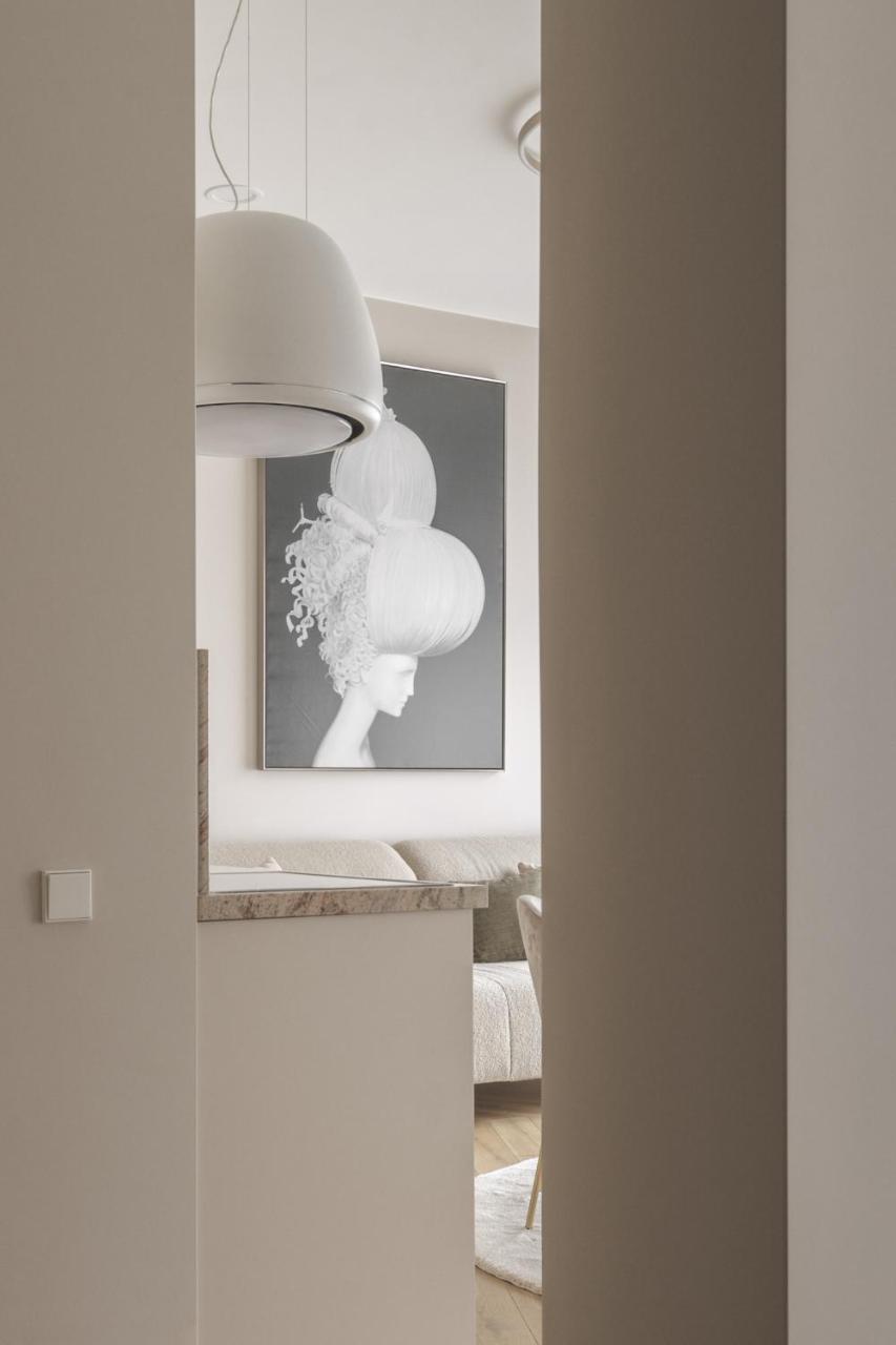 Ivis House - Elegant Apartment with Church View in Vilnius Old Town 2