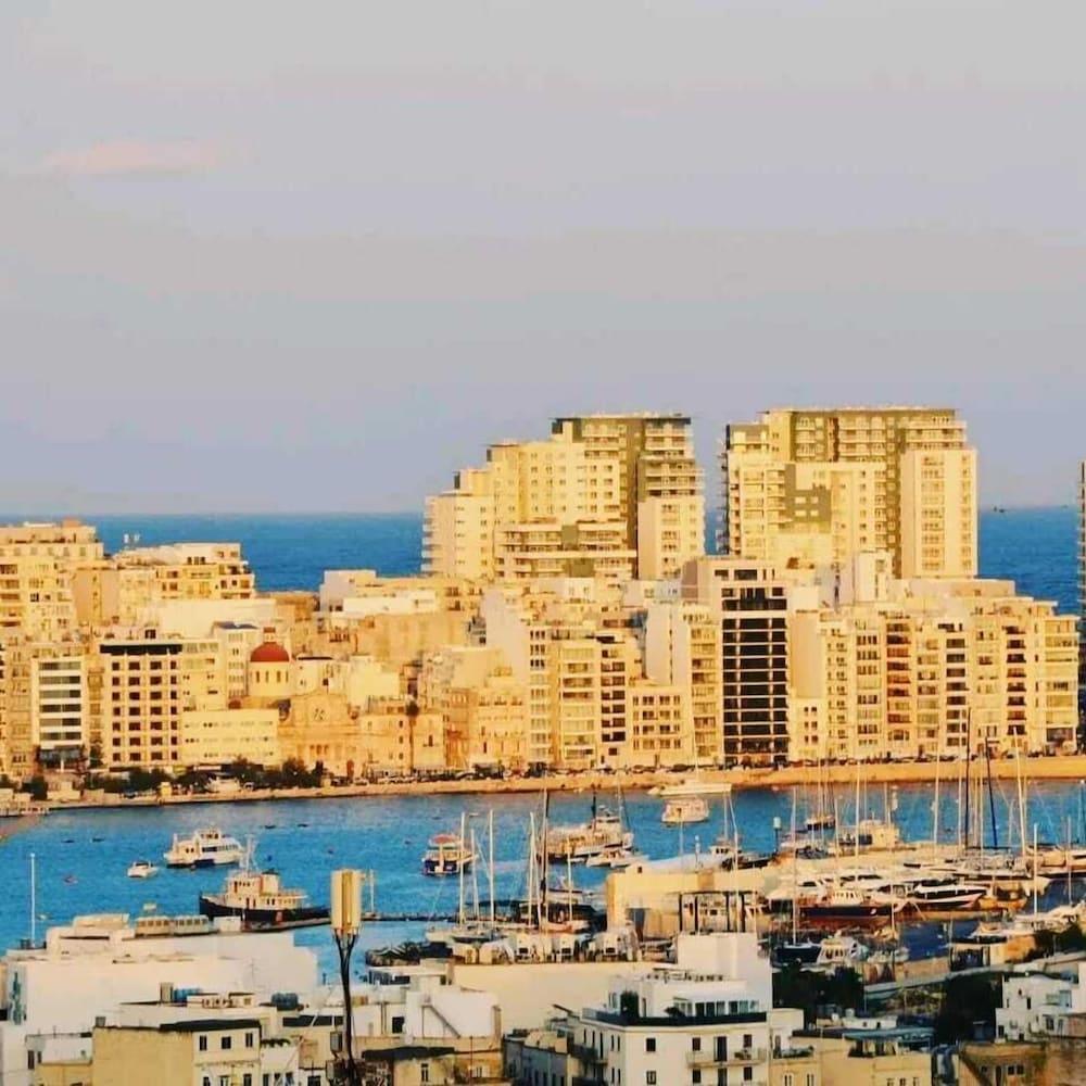 Park Heights by the Warren Collection