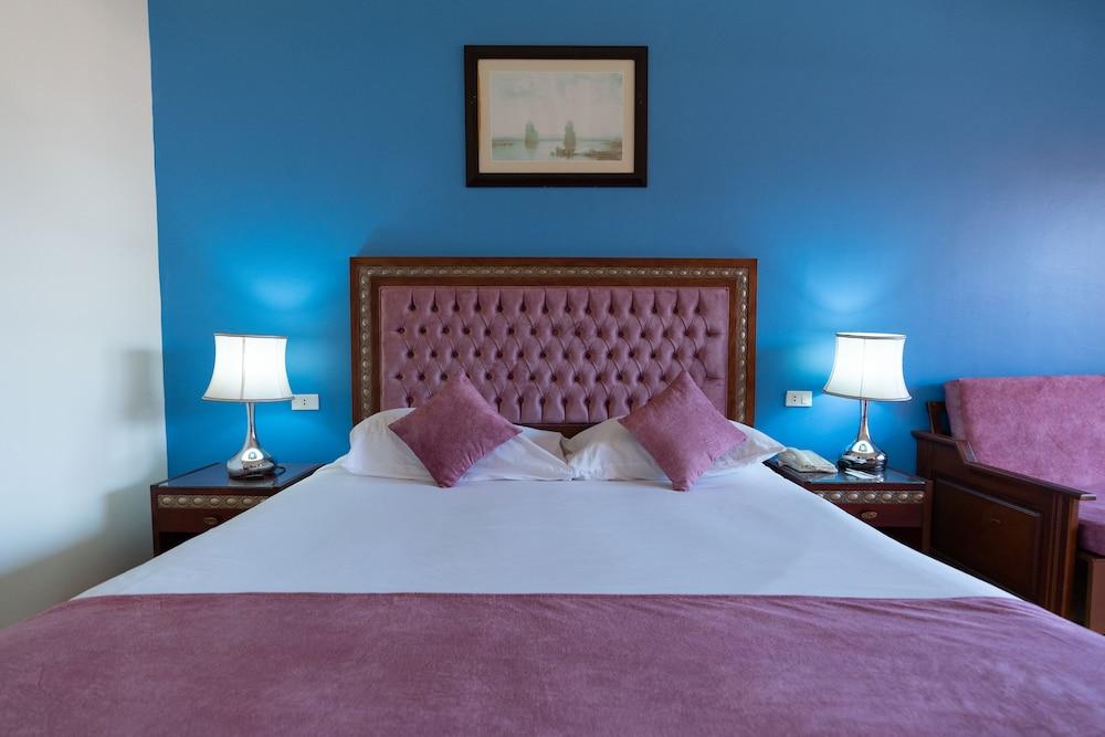 Parrotel Aqua Park Resort 1