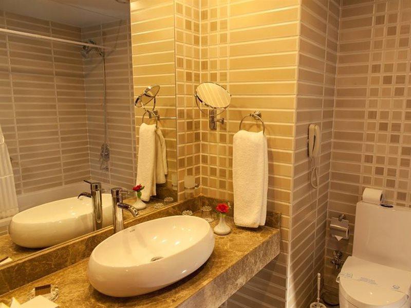 Elysees Dream Beach Hotel 2