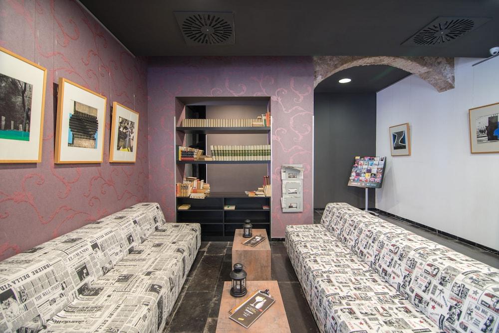 Petit Palace Boqueria Garden 1