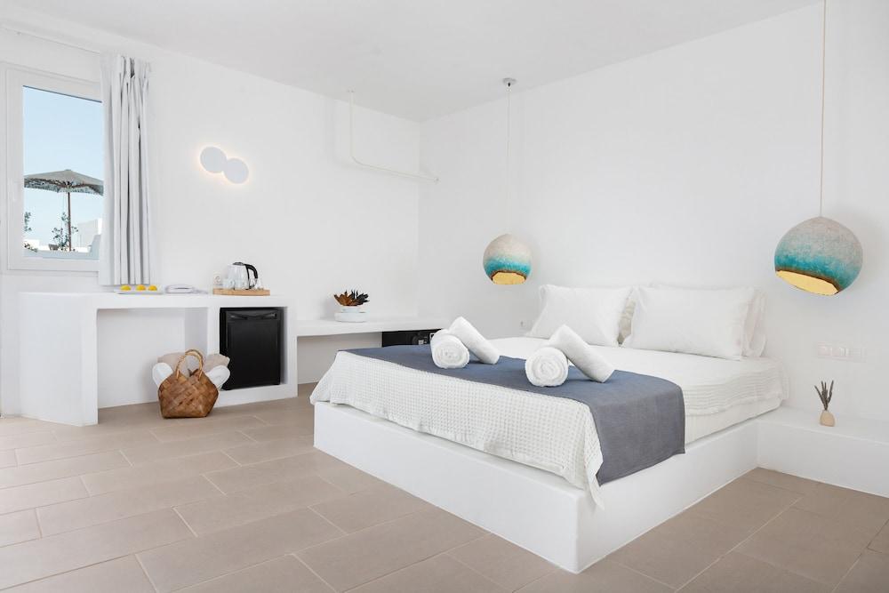 Voca Hotel & Suites 1