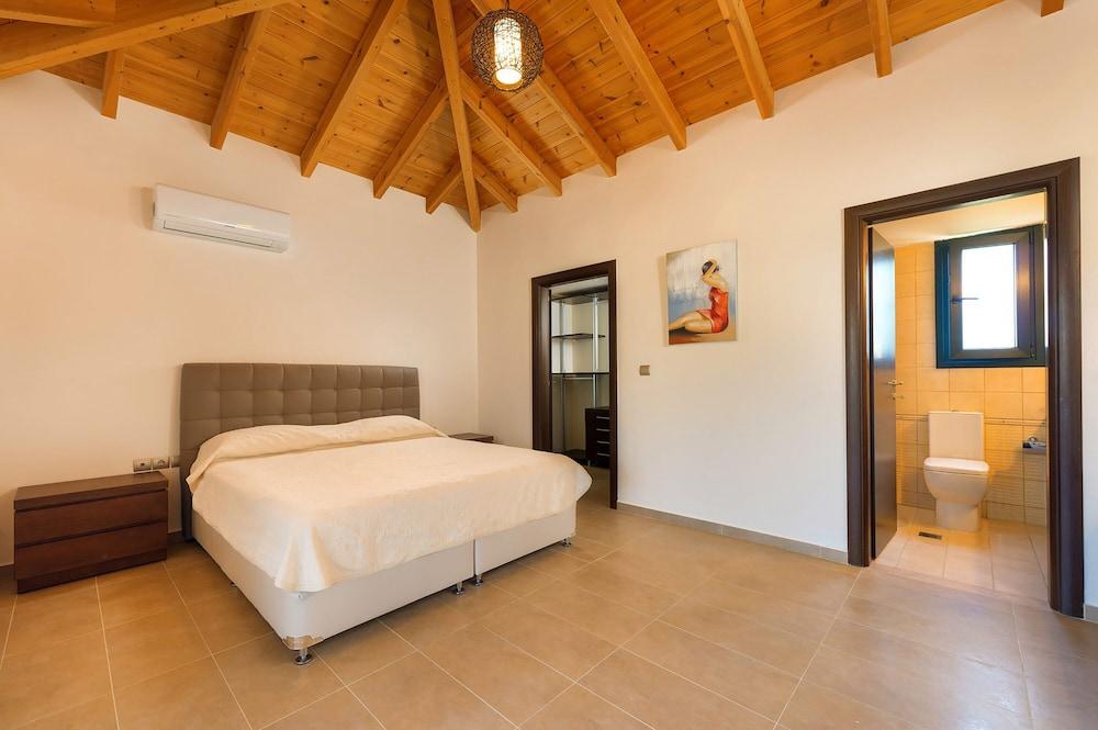 Seven Springs Apollon Villa 1