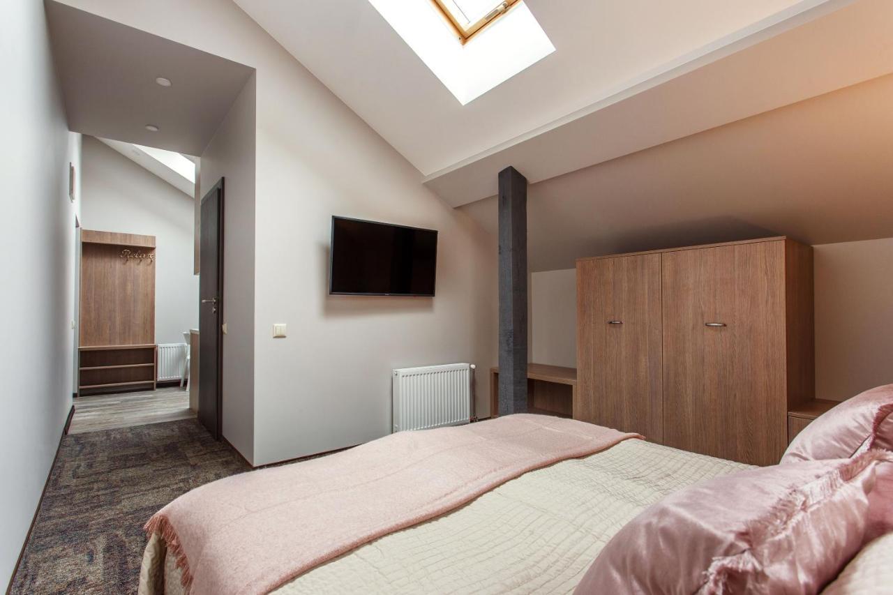 Old Town Trio Apartments 2