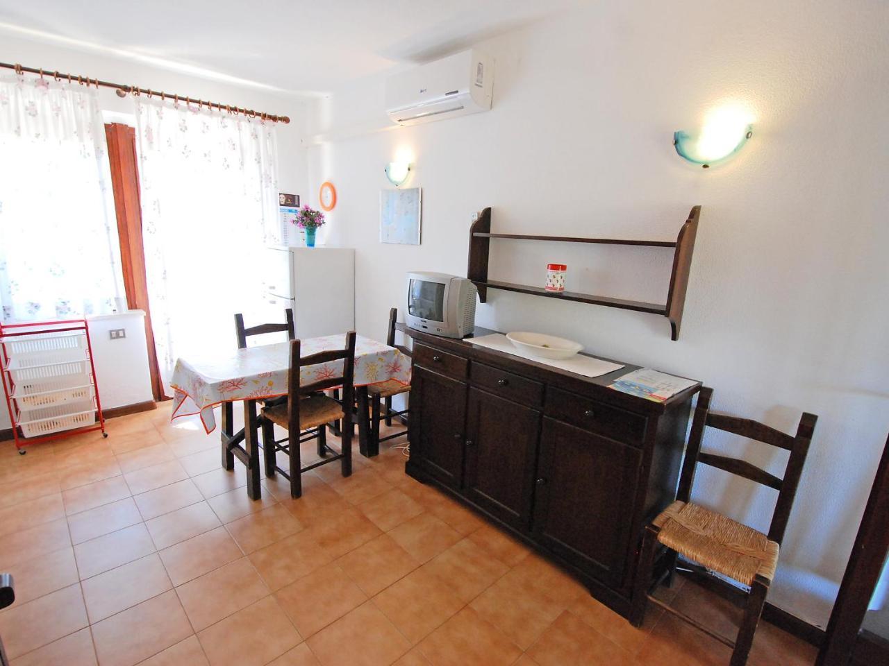 Apartment Marrone-7 by Interhome 2