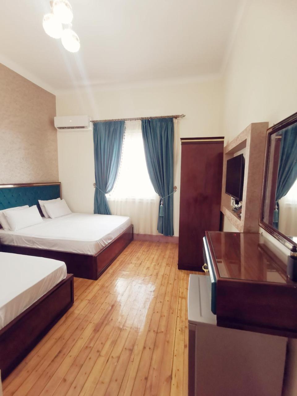 Golden Palace Hotel 2