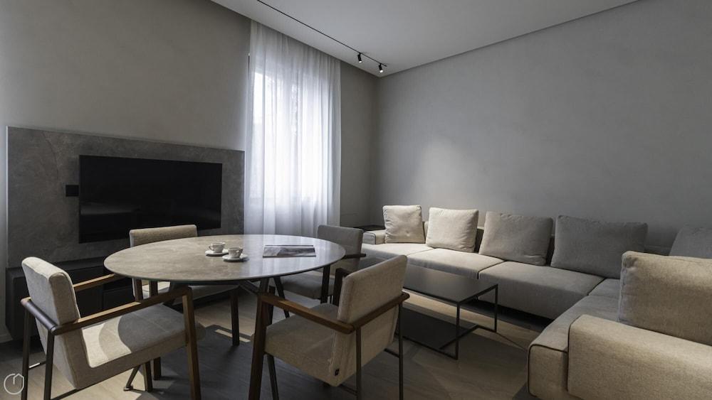 Italianway - Modern Luxe 1