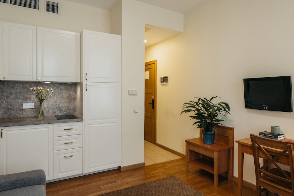 Cathedral Old Town Suites 2