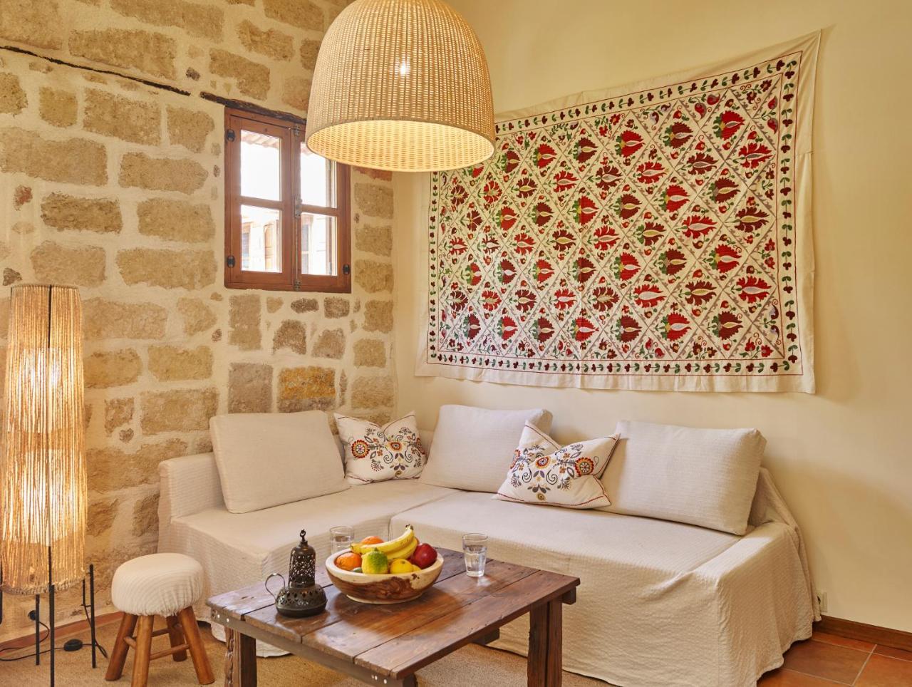 Helios Garden Boutique Apartments 2