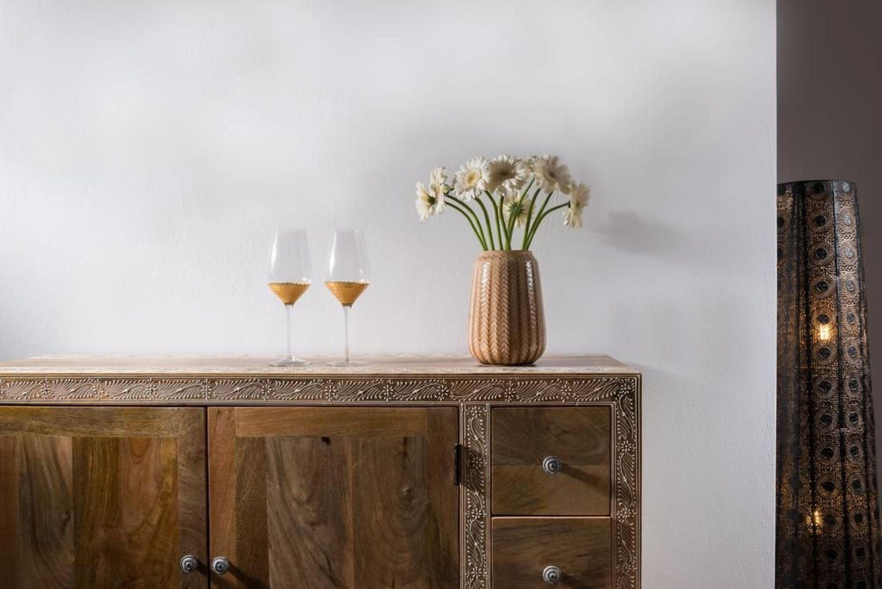 Two Bedroom Villa & Pool & Hot Tub-White & Co 1