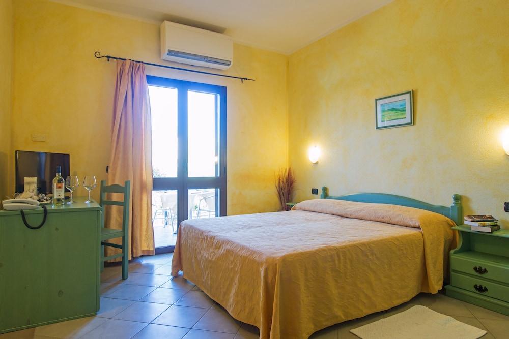 Gli Ontani Hotel Residence 2