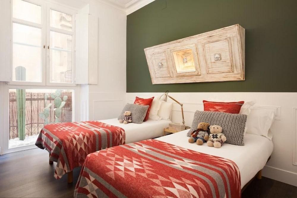 Enjoybcn Tallers Apartment 2