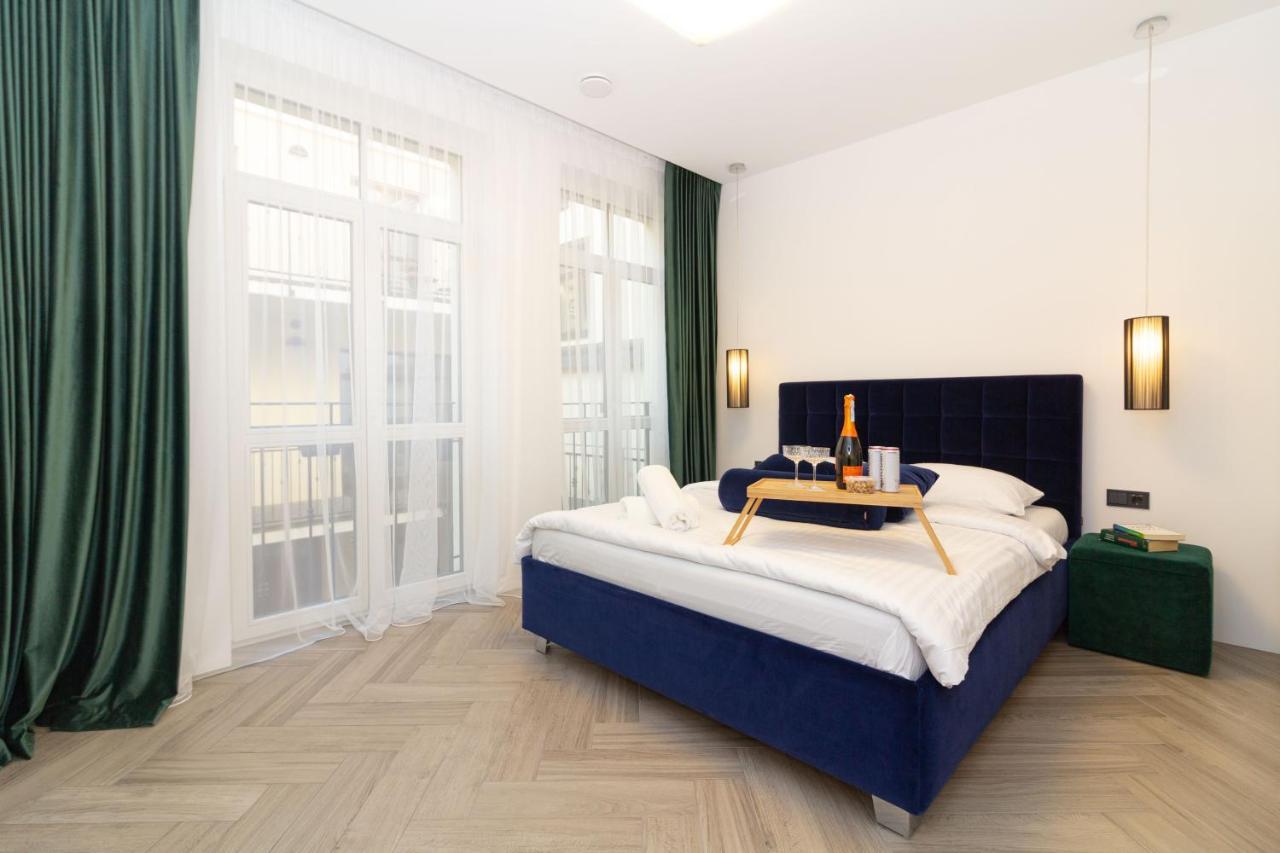 Cohost I Oldtown 60m2 Apt W-Garage Parking, Balcony & Self Check-In 1