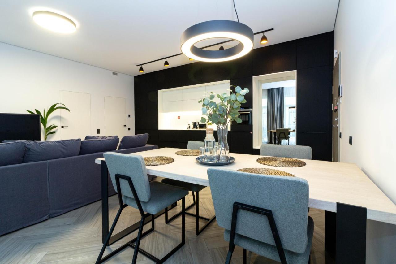 Cohost I Oldtown 60m2 Apt W-Garage Parking, Balcony & Self Check-In