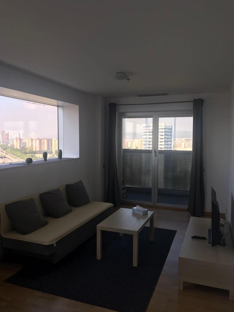 Sotell Apartment Gran Via Europa BCN 2