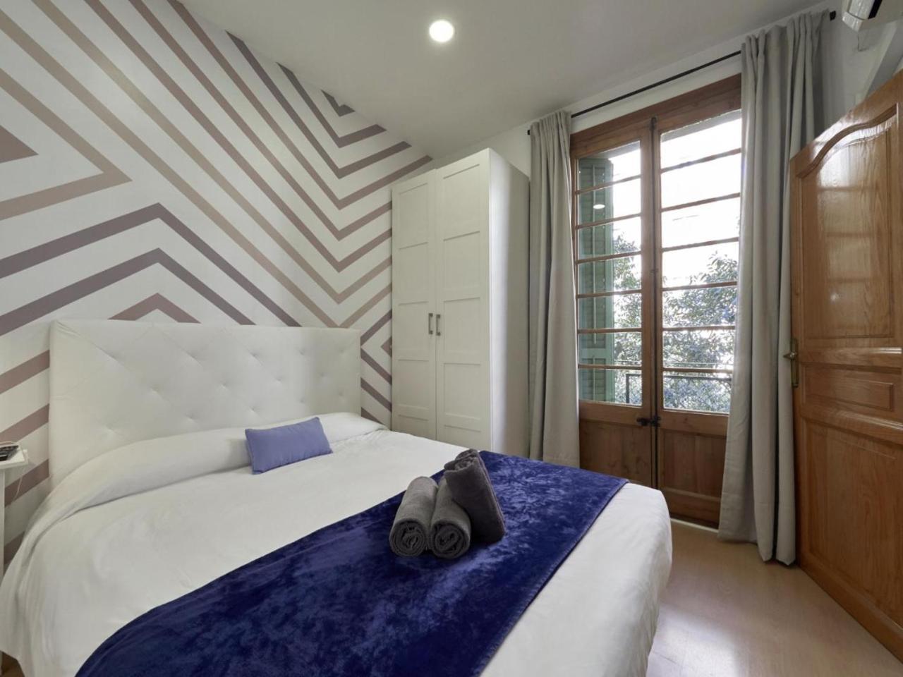 Avenida Gaudi Barcelona 2