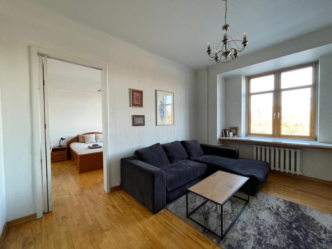 A Cozy Apartment with a Wonderful View of the River in the Old Town of Vilnius
