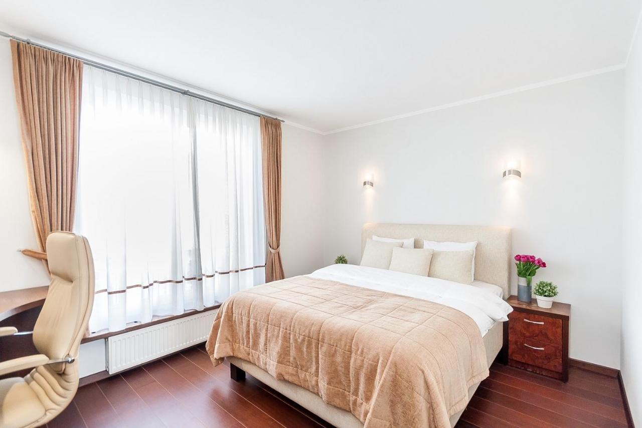 Central Apartment in Gedimino Av by Urban Rent 1