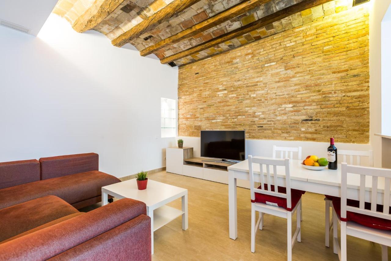 Grcia Charm Sunlit Terrace, AC & Exposed Brick 2