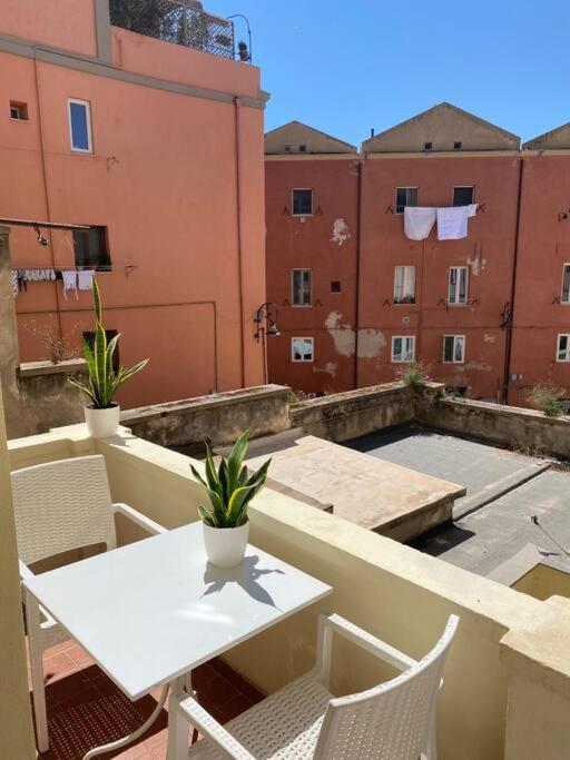 Casa Leonardo, a Panoramic View of Cagliari with Free Car Parking 1