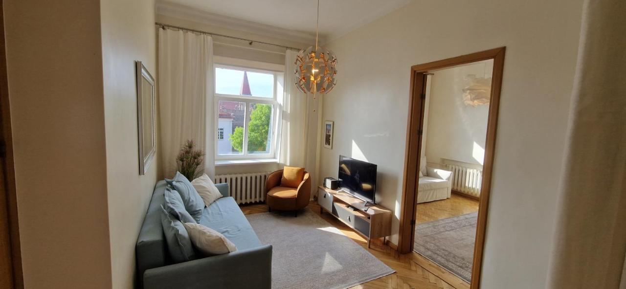 Tyzen39&38 Luxury Apartment 1