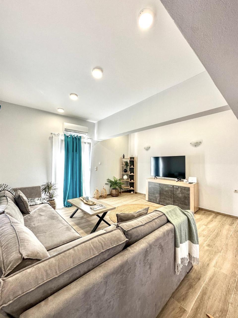 Exquisite 4-Bedroom Prestige Apartment