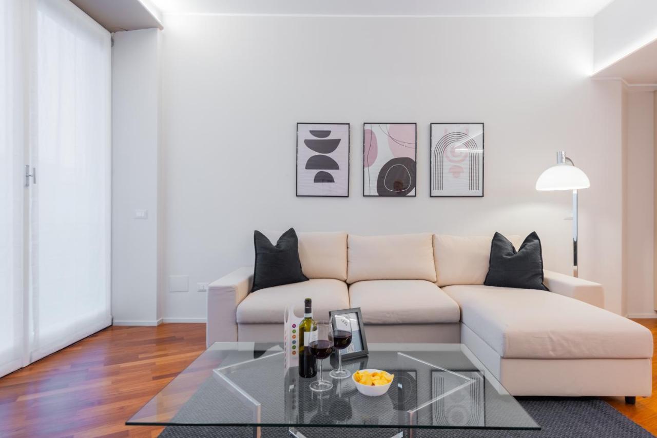 Sweett - Luxury Velasca 2