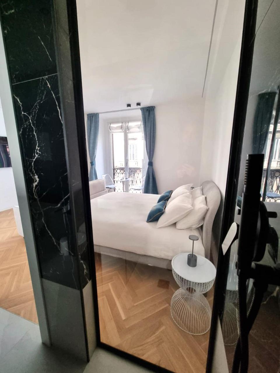 B And G San Babila- Luxury in the Heart of Milano - Design District 1