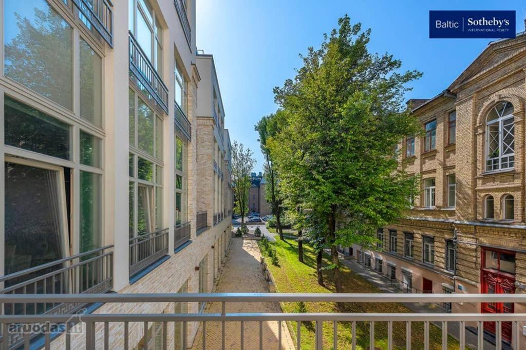 Jogailos Residence Peaceful Old Town Luxury 3 Bdr, 2 Bthr, Free Garage, Top-Speed Wifi 2