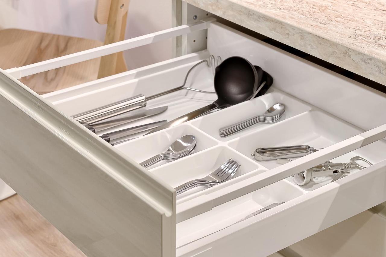 Business-Class Apartments 1 X Free Parking X Self Check in 24x7 1