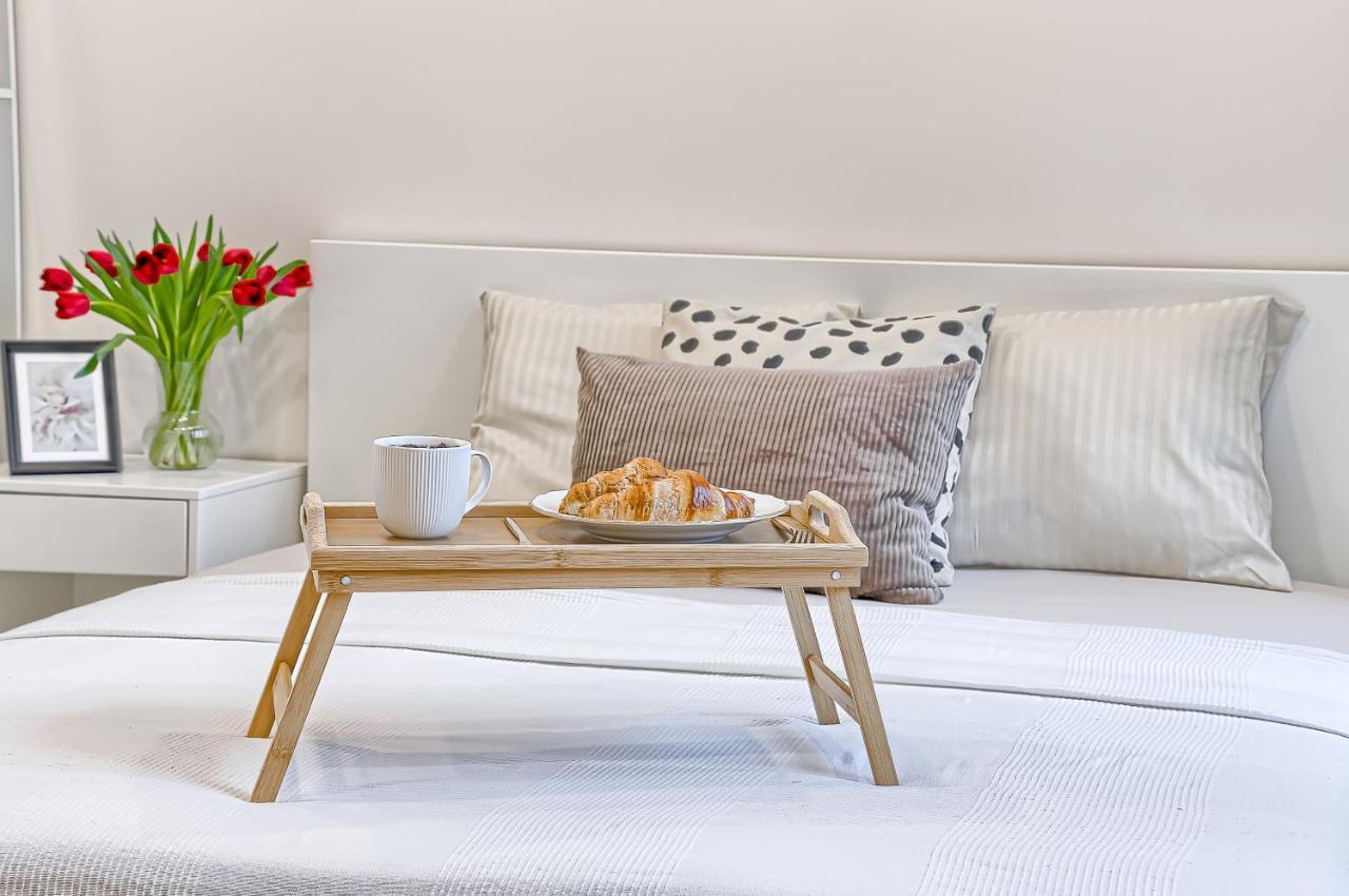 Business-Class Apartments 1 X Free Parking X Self Check in 24x7