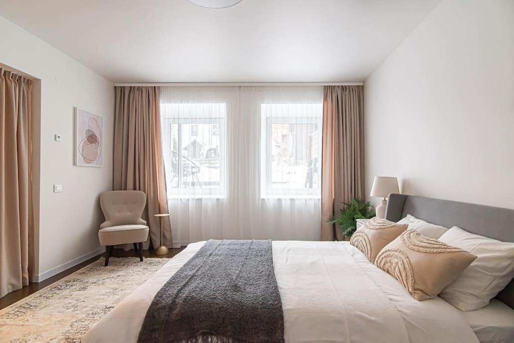 Stylish & Cozy Uzupis Apartment by Urban Rent 1