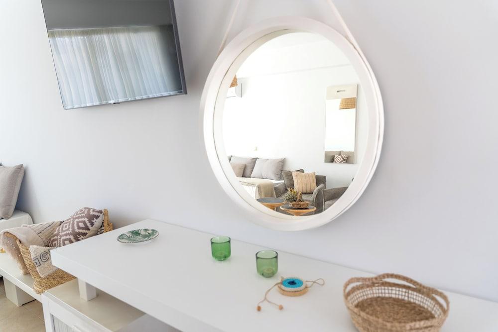 Alpha Urban Suites 2